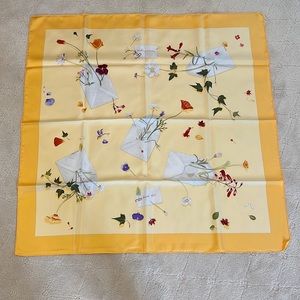 NEW IN BOX Hermes silk scarf 90cm